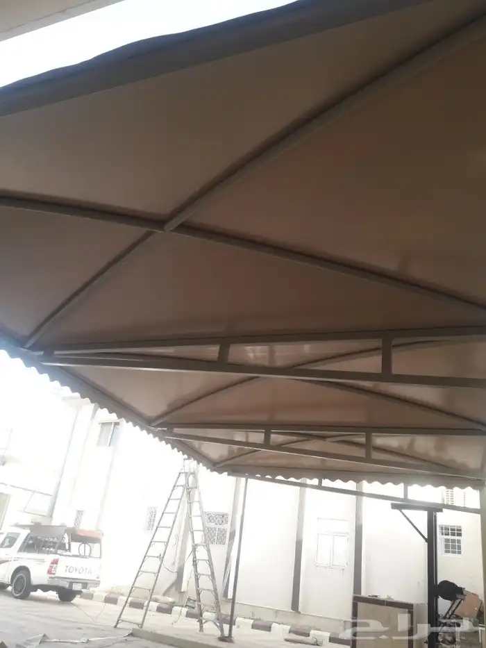 مظلات وسواتر 24