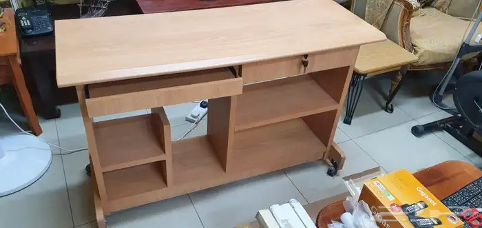مكتب كومبيوتر 0