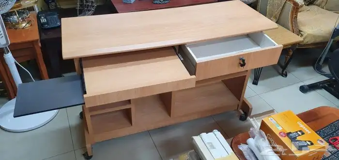 مكتب كومبيوتر 2