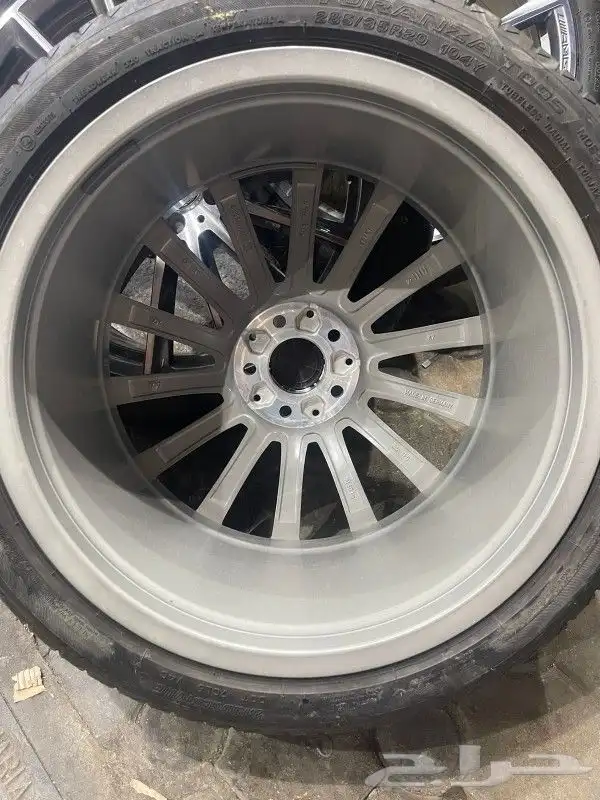 جنوط وكفرات مرسدس الجوهره مقاس 20 اصلي م 2022 5