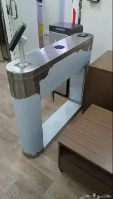 بوابات مرور الافراد بوابات دخول وخروج للنوادي 7