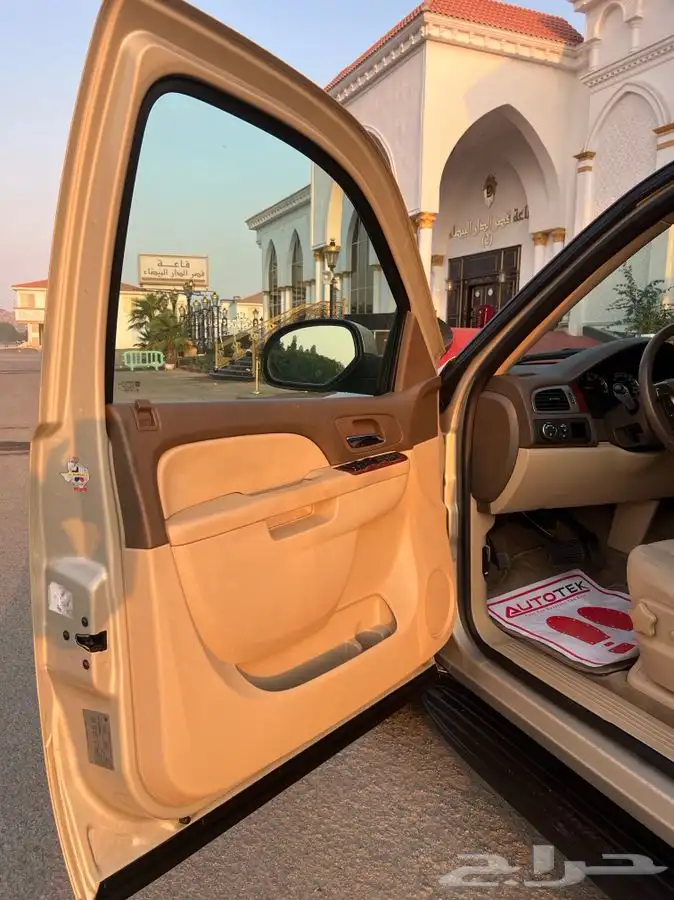 ( مباع ) جمس يوكن 2012 شبه مخزن وكالة 12