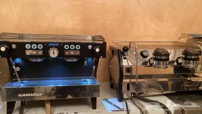 Lamarzocco تاجير مكينة اسبريسو صيانة مكاين 6