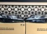 شمعات كامري موديل 2018 الين 2021 اصلي وكاله 6