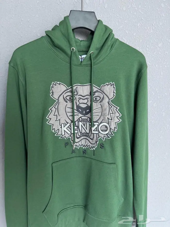 جواكت لويس فيتون وفندي ماركات متعددة 63