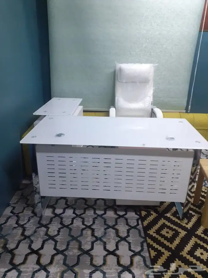 مكتب زجاج عروض 0