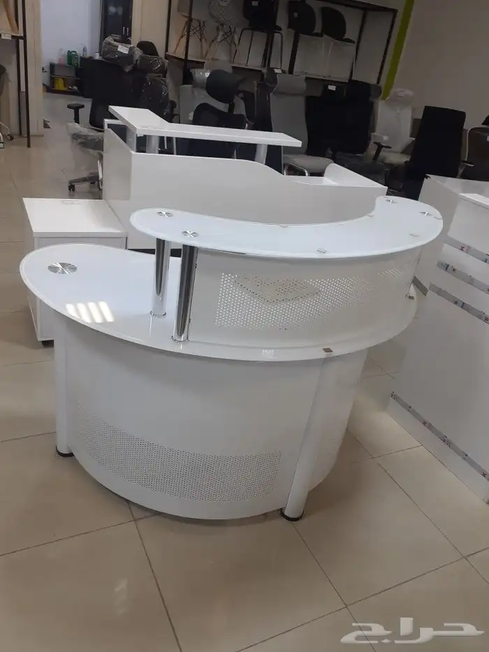 مكتب زجاج عروض 5