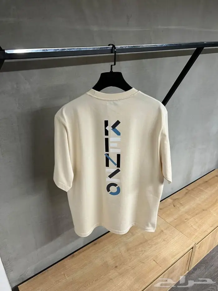 جواكت لويس فيتون وفندي ماركات متعددة 19