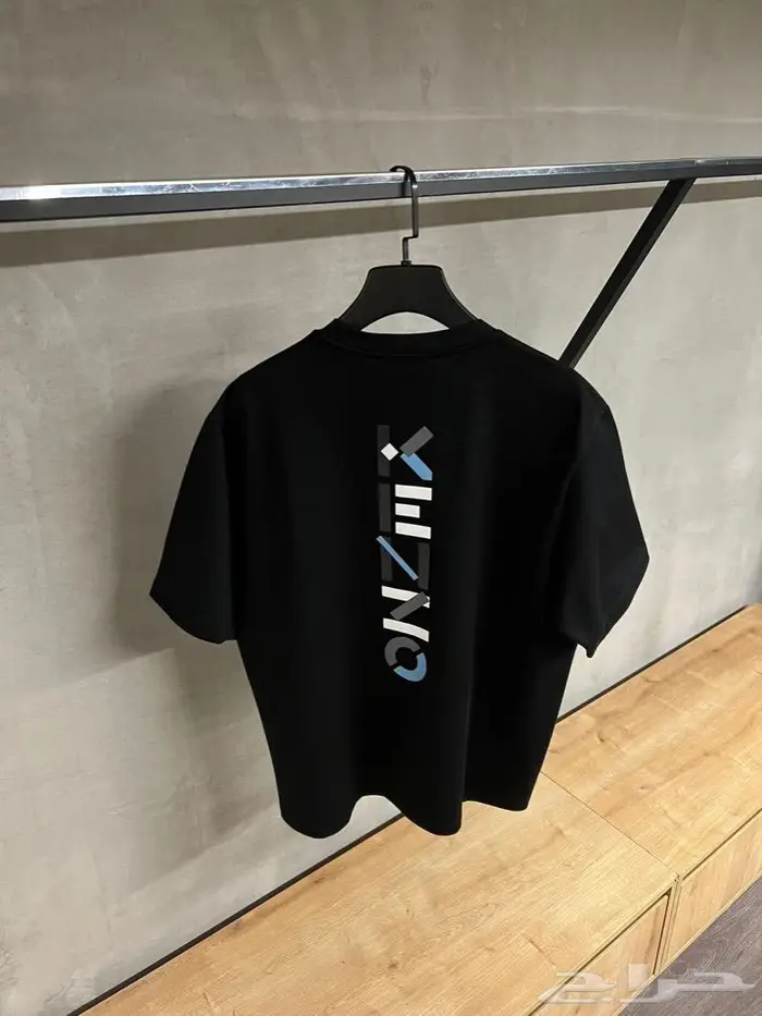 جواكت لويس فيتون وفندي ماركات متعددة 20