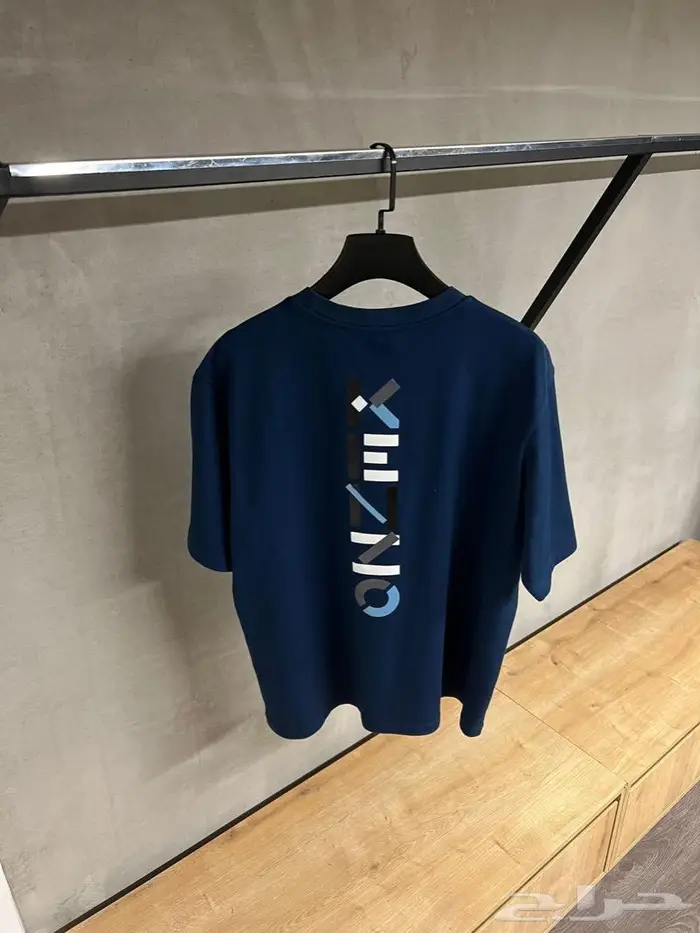 جواكت لويس فيتون وفندي ماركات متعددة 21