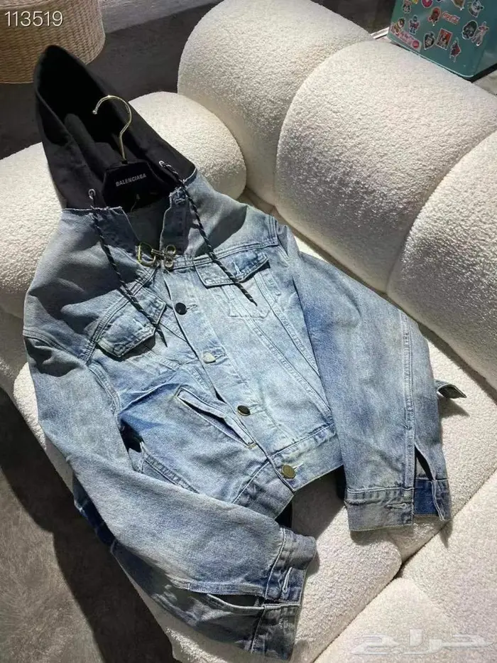 جواكت لويس فيتون وفندي ماركات متعددة 68