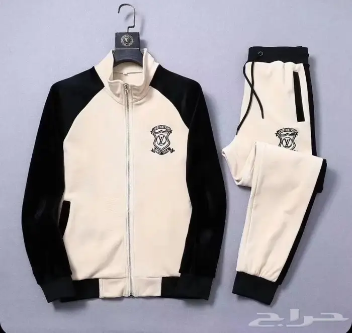 جواكت لويس فيتون وفندي ماركات متعددة 49