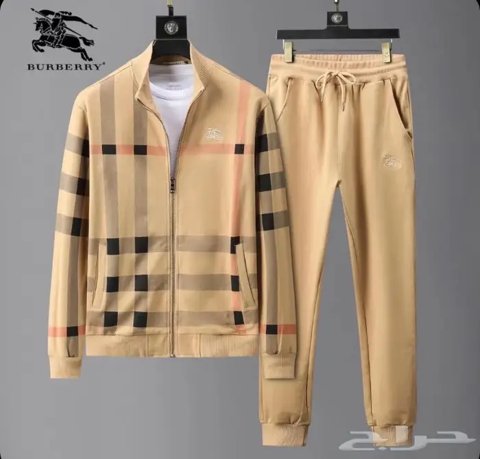 جواكت لويس فيتون وفندي ماركات متعددة 92