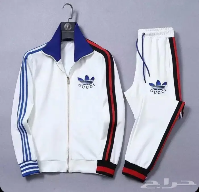 جواكت لويس فيتون وفندي ماركات متعددة 54