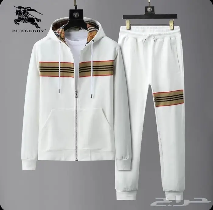 جواكت لويس فيتون وفندي ماركات متعددة 93