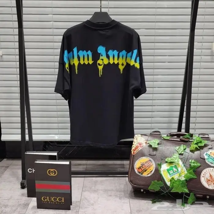 جواكت لويس فيتون وفندي ماركات متعددة 22