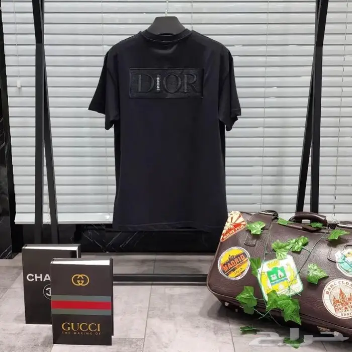 جواكت لويس فيتون وفندي ماركات متعددة 24