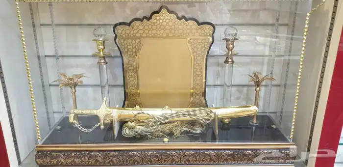 لوحات مكتبية ودروع تذكارية 14