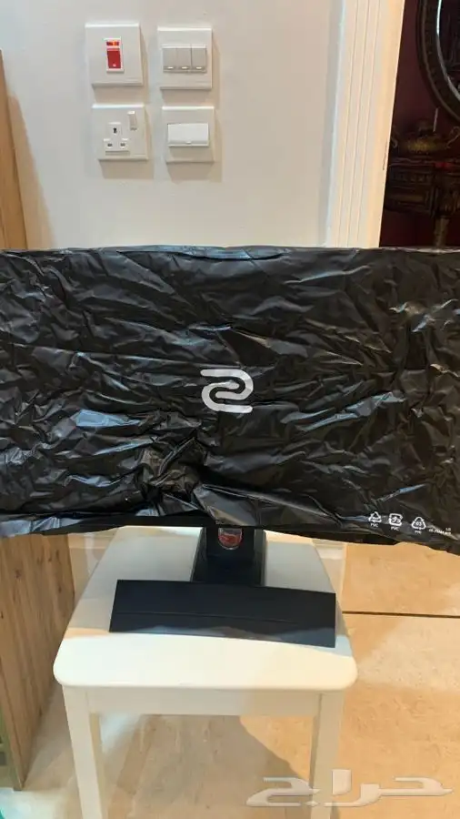 شاشة العاب Gaming 19