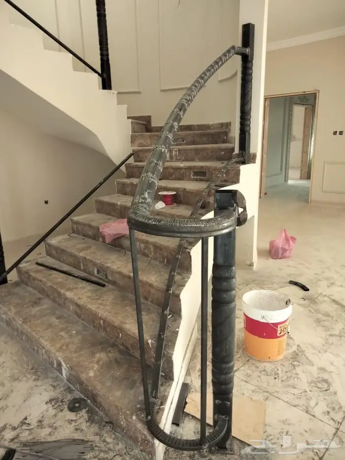 حدادة في ابها 30