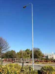 اعمدة انارة ديكورية ومضلعه 65