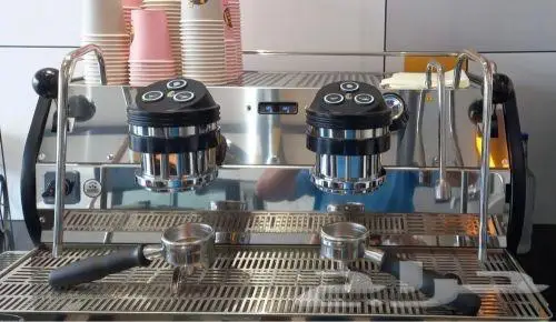 تاجير معدات مقاهي حفلات ومعارض ومناسبات 52