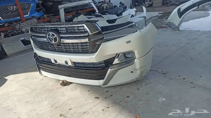 صدام امامي جيب لاند كروزر موديل 2018___2019___2020___2021 3