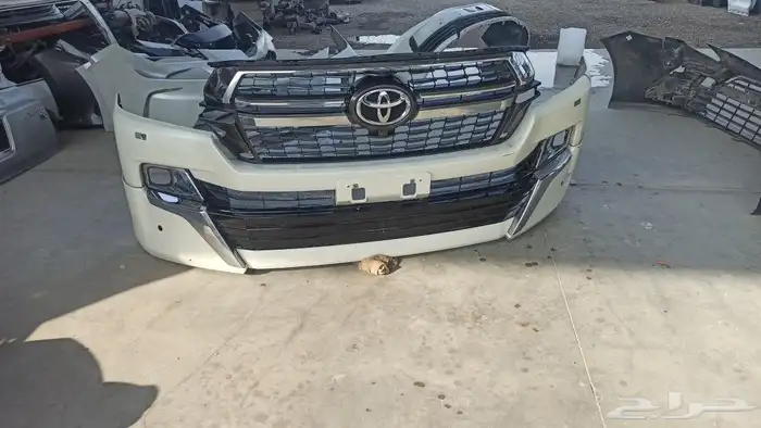 صدام امامي جيب لاند كروزر موديل 2018___2019___2020___2021 1