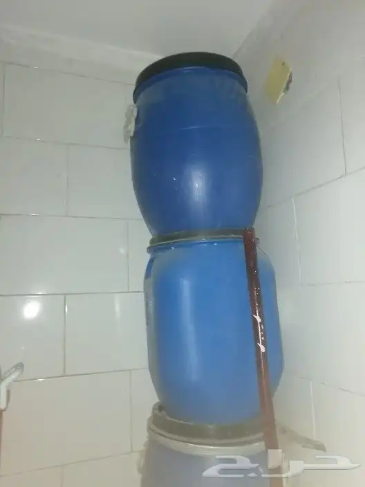 حافظات اطعمه جافه وثلج وعصيرات للبيع على السوم 2
