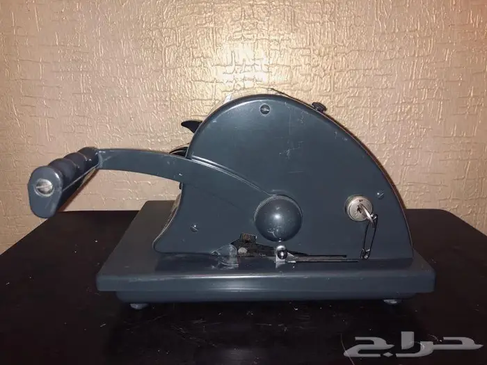 2 الة حاسبة وشيكات انتيك antique check writer 12