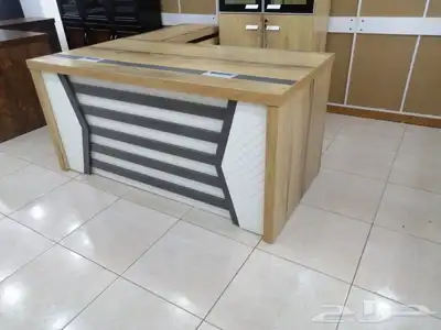 مكاتب فاخرة مع سكرتارية وادراج 4