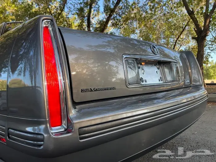 كاديلاك كونكورس جديد مخزن اصفار 9