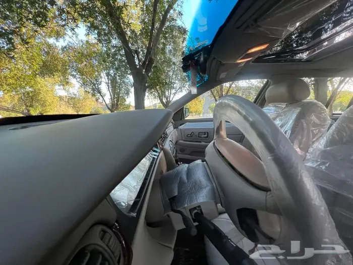 كاديلاك كونكورس جديد مخزن اصفار 37