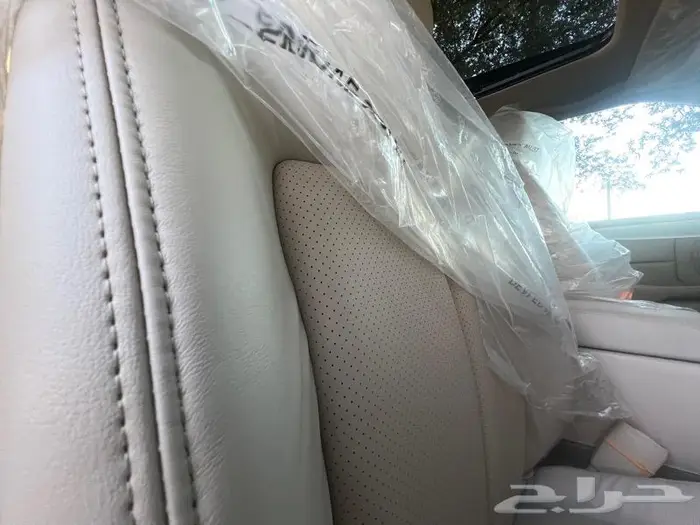 كاديلاك كونكورس جديد مخزن اصفار 43