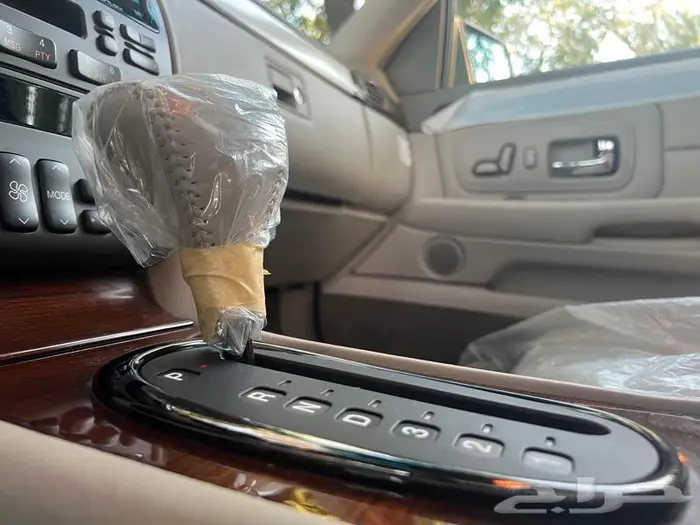 كاديلاك كونكورس جديد مخزن اصفار 52