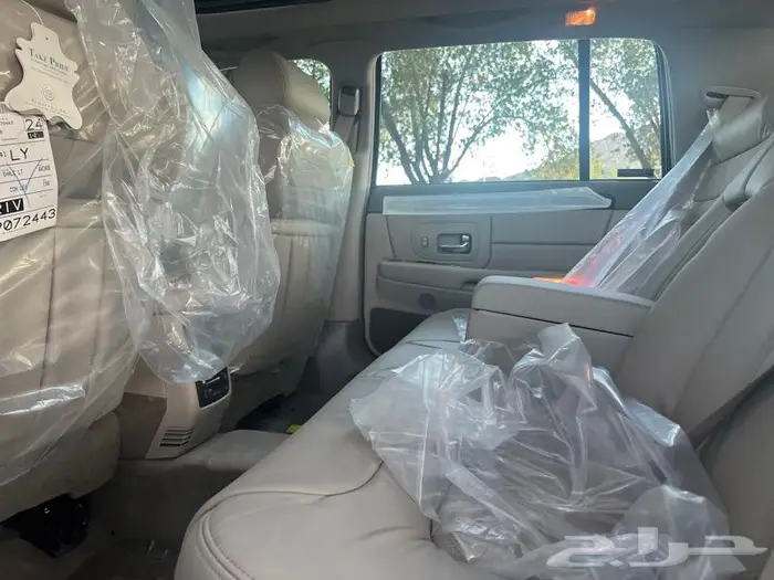 كاديلاك كونكورس جديد مخزن اصفار 61