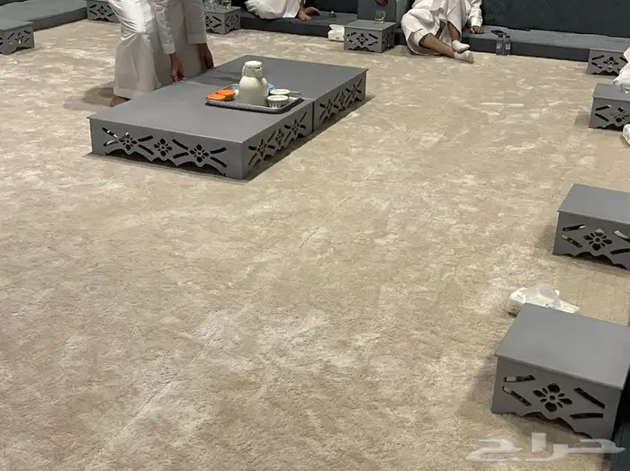 طاولة ارضية قهوة او مجلس خشبي خماسي 6