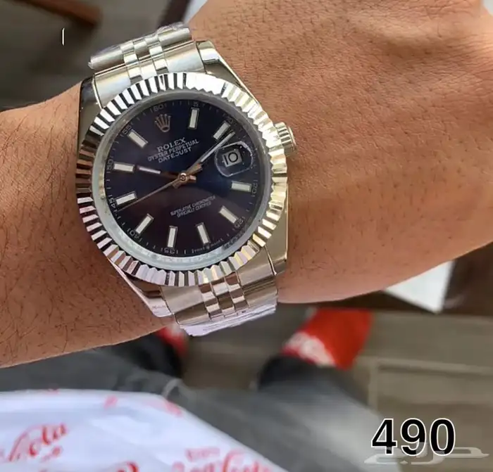 .اجدد الساعات ماركه مع ملحقاته 35