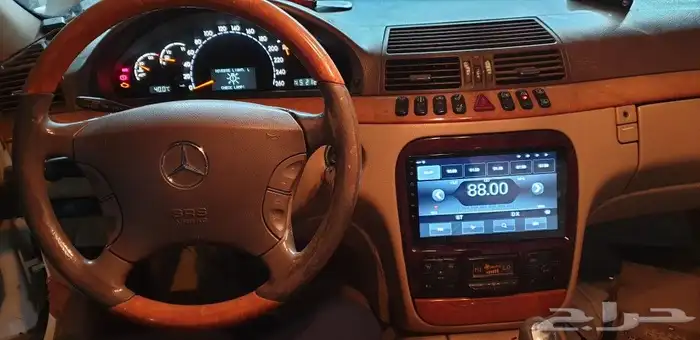 شاشة مرسيدس فياقرا 2002 مع كامره خلفية 3