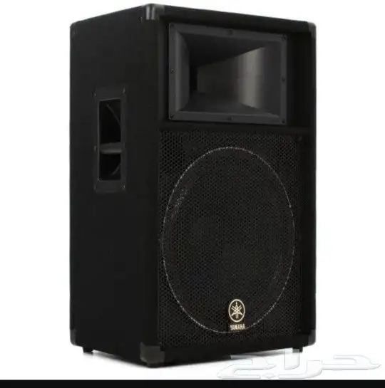 تاجير سماعات ياماها مونتاربو RCF 3