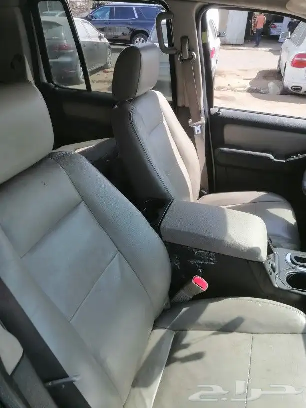 اكسبلور 2008 للبيع قطع غيار فقط 5