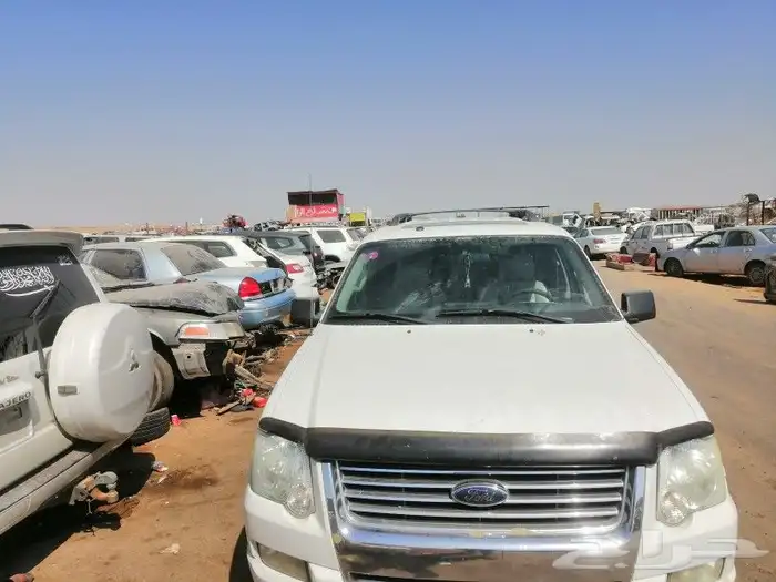 اكسبلور 2008 للبيع قطع غيار فقط 1