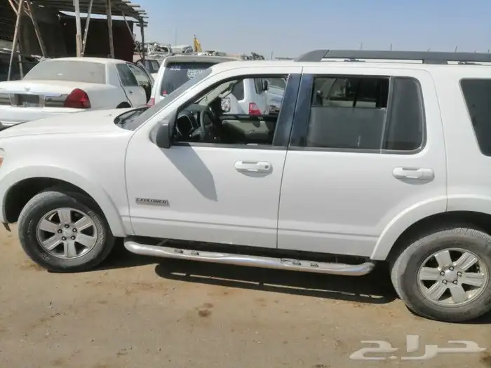 اكسبلور 2008 للبيع قطع غيار فقط 4