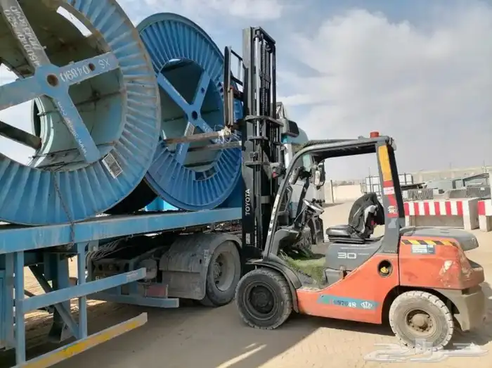 تأجير فور كلفت رافعة شوكية بانواعها كرينات ونش 8