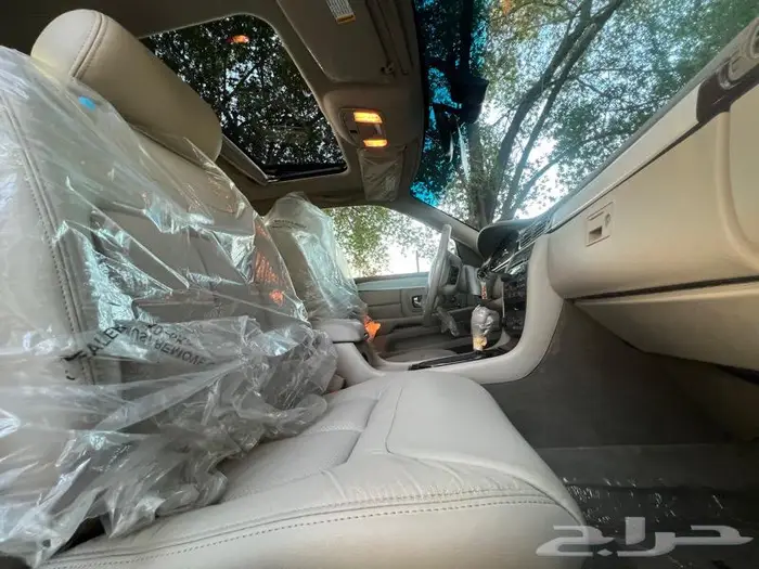 كاديلاك كونكورس جديد مخزن اصفار 79