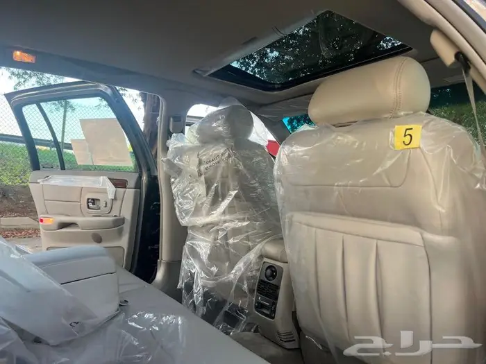 كاديلاك كونكورس جديد مخزن اصفار 81