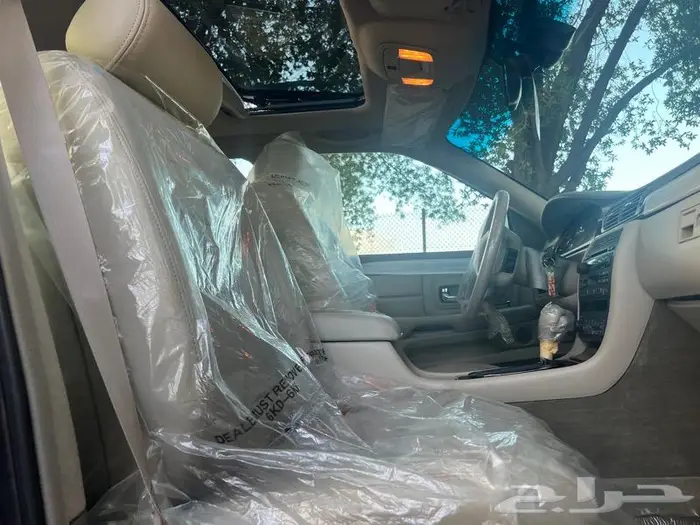 كاديلاك كونكورس جديد مخزن اصفار 80