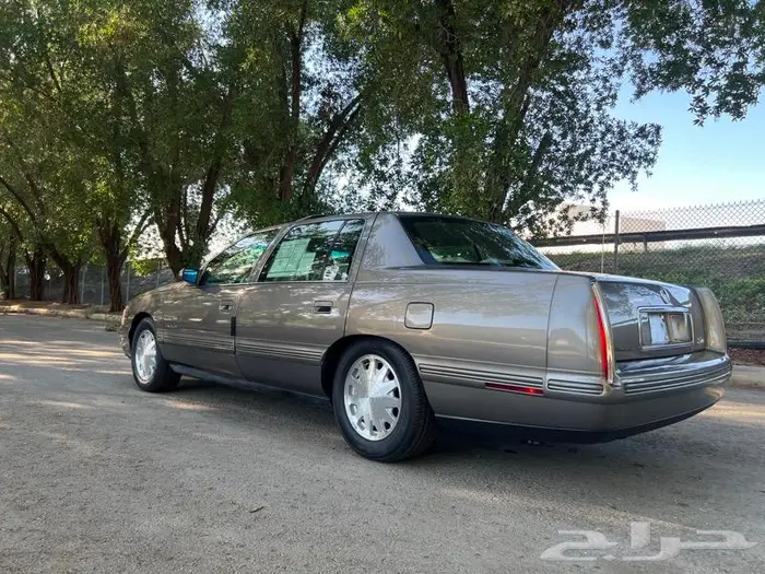 كاديلاك كونكورس جديد مخزن اصفار 87