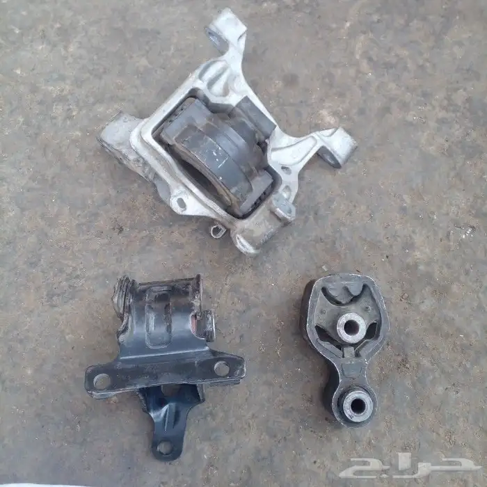 كراسي مساعد مازدا 6 وكراسي مكينه ومقصات ومسامير توازن 16