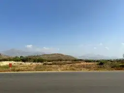 للبيع في العارضه 4 قطع جنب بعض على شارعين 3